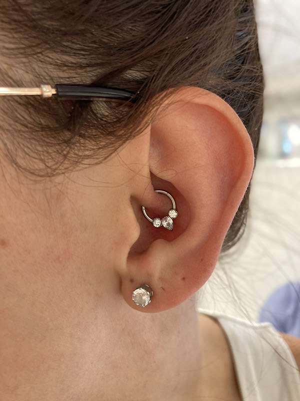 Piercing szúrás - Gönczi- Türk Emese