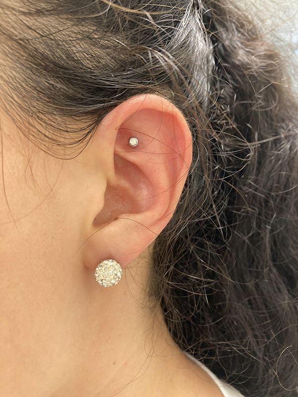 Piercing szúrás - Gönczi- Türk Emese