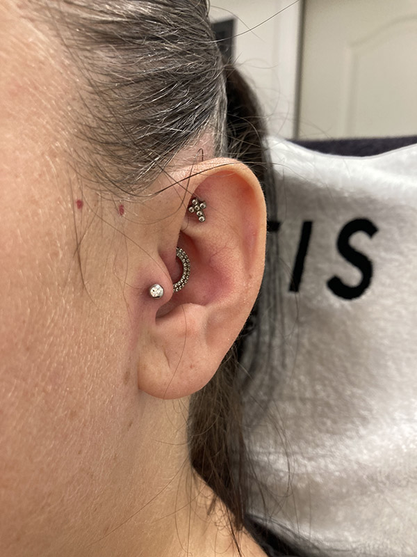 Piercing szúrás - Gönczi- Türk Emese