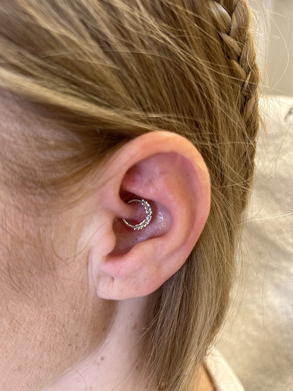 Piercing szúrás - Gönczi- Türk Emese